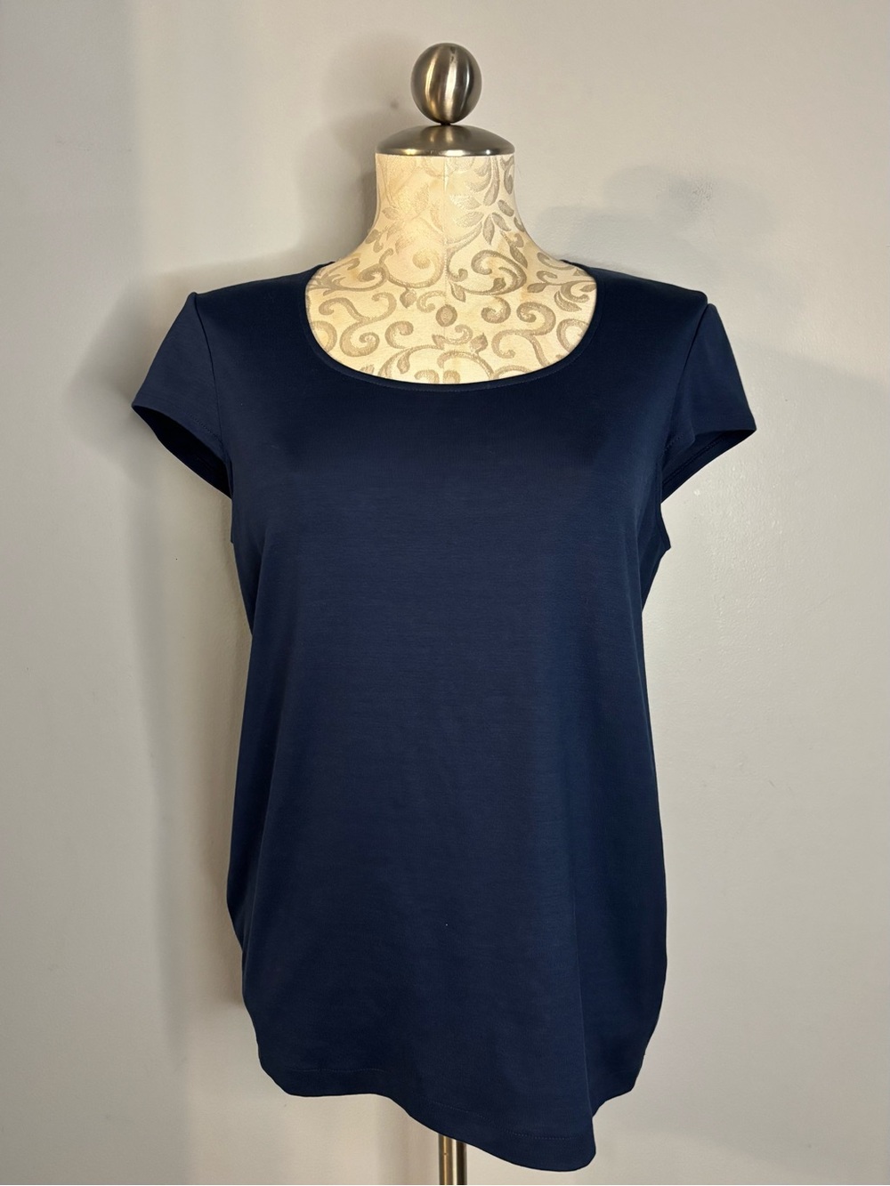 Lafayette 148 New York Navy Scoop Neck Cap Sleeve Top Size Medium